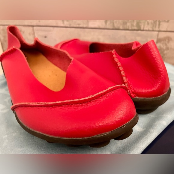 Women's Soft Red Leather Loafers
Slip-on. Comfortable Flats Shoes w/Grip Sole. - Picture 7 of 10